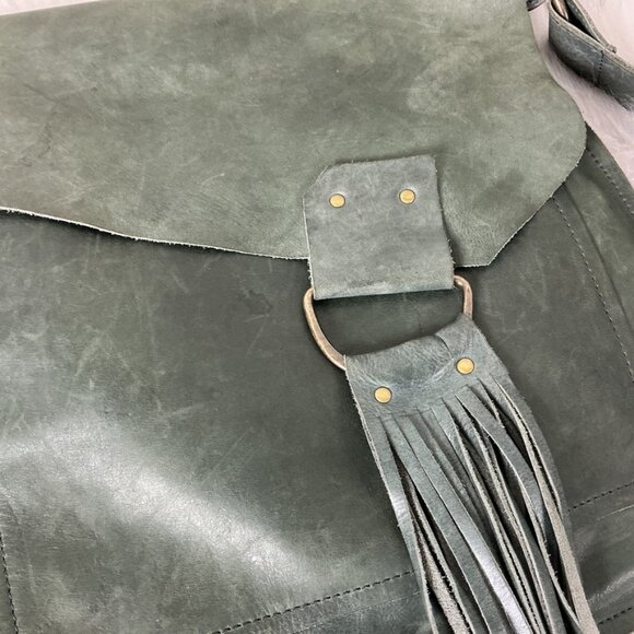 Lisa Leonard Green Leather Tassel Fringe Your Heart In Mine Crossbody Boho Bag - Picture 3 of 7